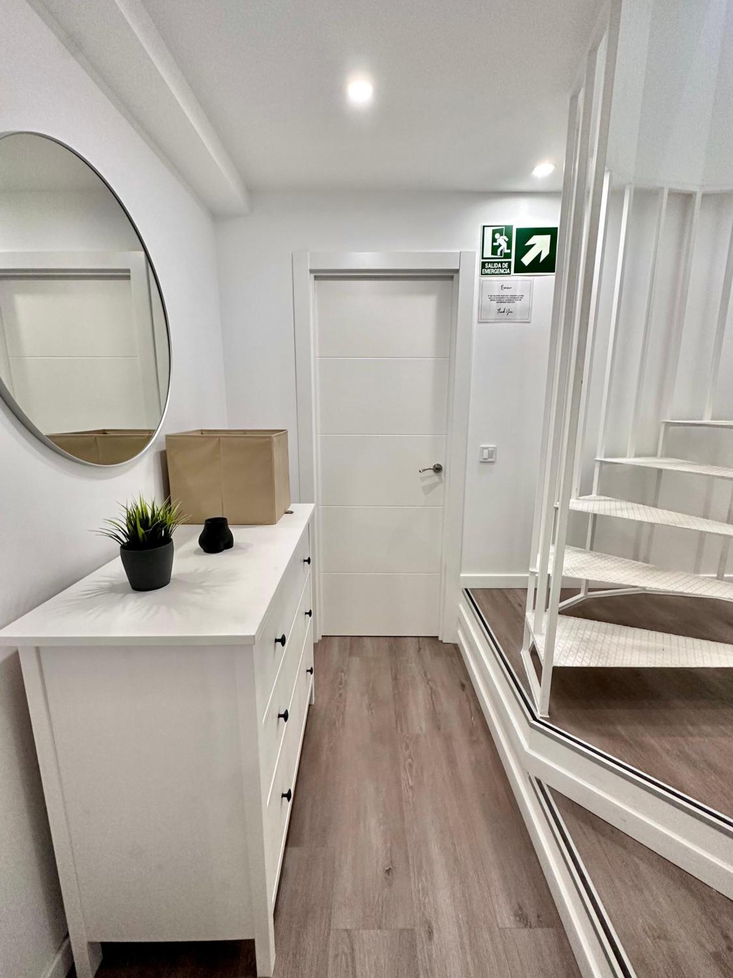 Loft Moderno En Madrid Apartment Bagian luar foto