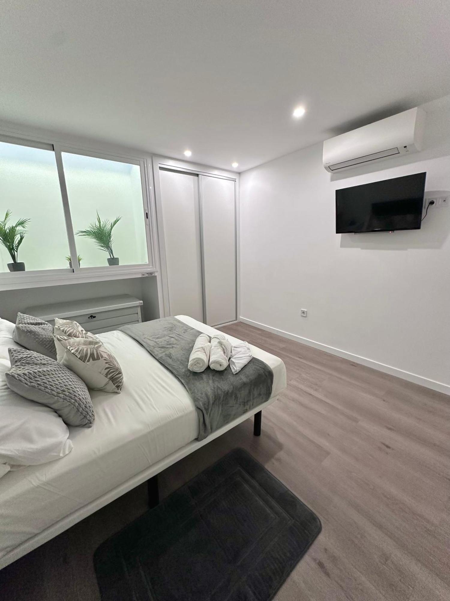 Loft Moderno En Madrid Apartment Bagian luar foto