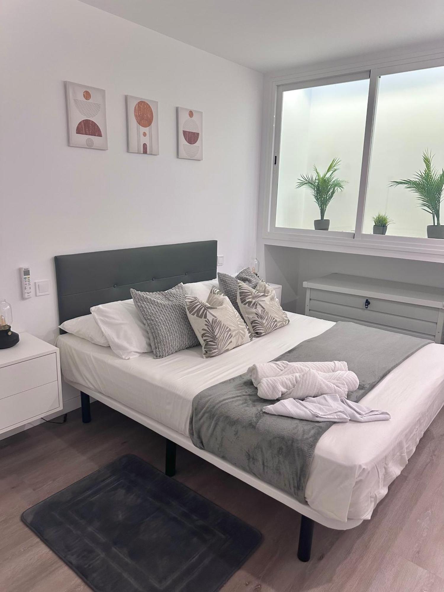 Loft Moderno En Madrid Apartment Bagian luar foto